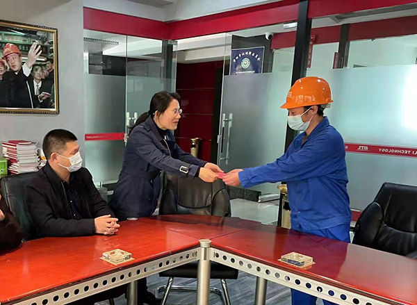 圖片2.jpg 圖片2.jpg