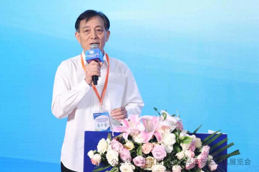 ��܊����(zh��n)��ԭ�����L������ϯ�������H�Ϳս�(j��ng)���c�o�˙Cϵ�y(t��ng)�a(ch��n)�I(y��)չ�[��